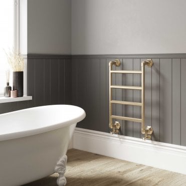 DQ Cantley Vertical Radiator 836mm - Polished Brass Ultra